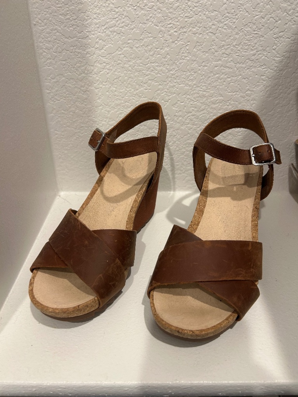 Ladies sandals